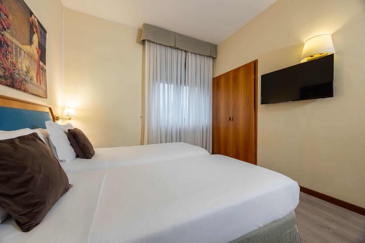 Ih Hotels Milano Eur - Trezzano Sul Naviglio Exterior foto